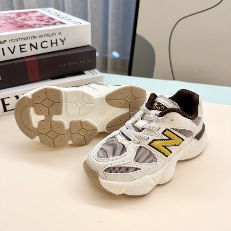 NEW BALANCE SHOES